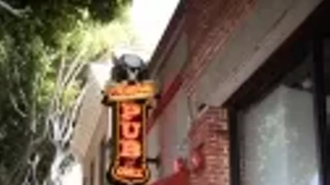 Image: Buffalo Pub And Grill