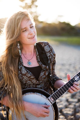 Songwriters At Play: Erin Inglish