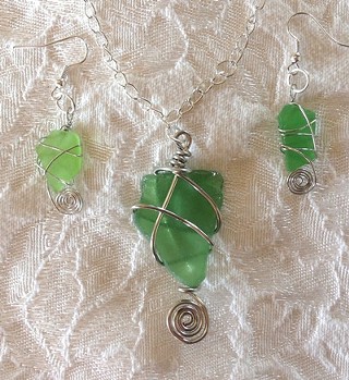 Sea Glass Wire Wrap Class: Choose Your Project