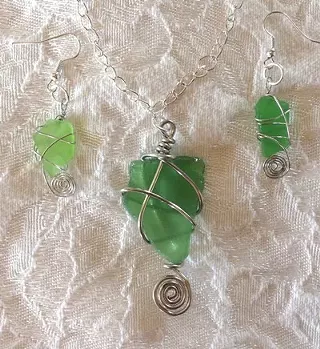 Image: Sea Glass Wire Wrap Class: Choose Your Project