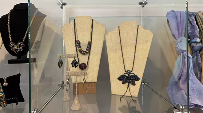 Image: Bead Weaving Demo
