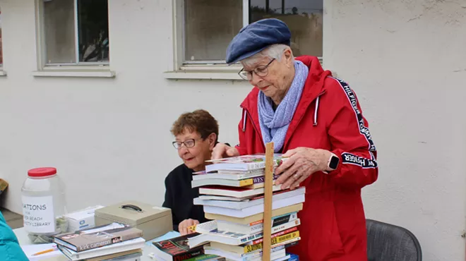 Image: Big Library Book Sale