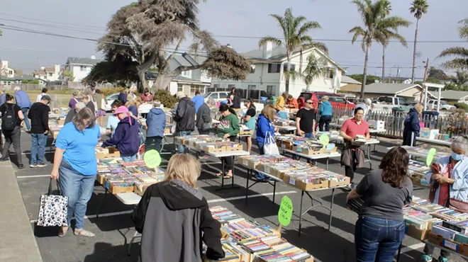 Image: Final Book Sale of 2024
