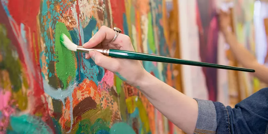 art-classes.webp