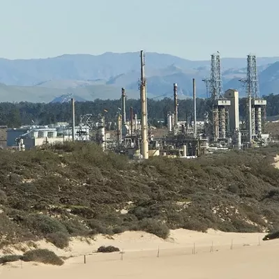 Image: Future uncertain for jobs, Foxen pipeline, ExxonMobil trucking after Phillips 66 announces Santa Maria refinery shutdown