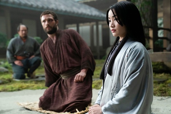 STRANGER IN A STRANGE LAND In 1600, English sailor John Blackthorne (Cosmo Jarvis) becomes embroiled in a power struggle in feudal Japan, assigned Toda Mariko (Anna Sawai) as his interpreter, in Shgun, streaming on Hulu. - COURTESY PHOTO BY KATIE YU/FX