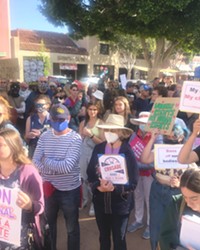 OUTCRY Hundreds of San Luis Obispo residents gathered in front of the Superior Court to rally for reproductive rights on May 3.